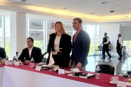 comite-promotor-Rodrigo Garza durante la presentación del Comité Promotor de Inversiones en las instalaciones de CMIC Nuevo León.